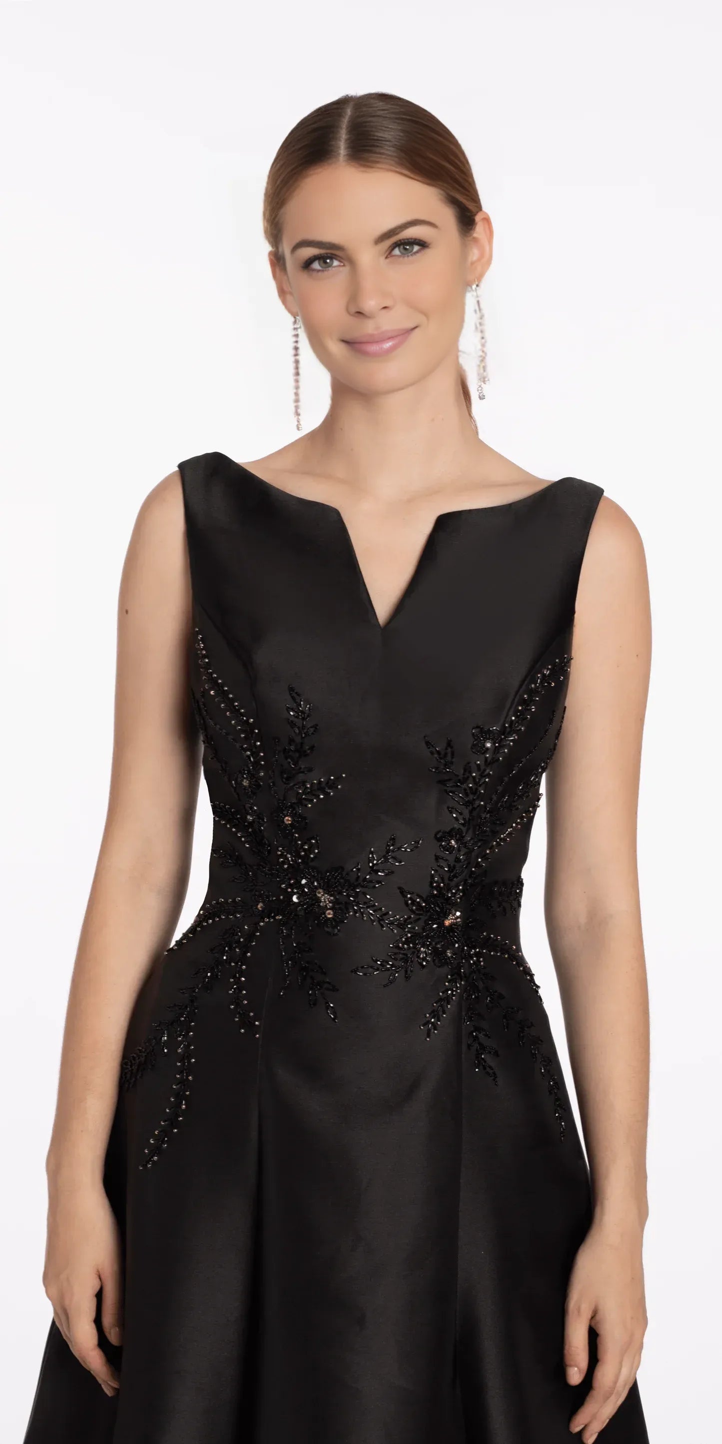 Luxury A-line Notch V Neck Sleeveless Gloss Satin Train Beaded Applique Formal Evening Dress