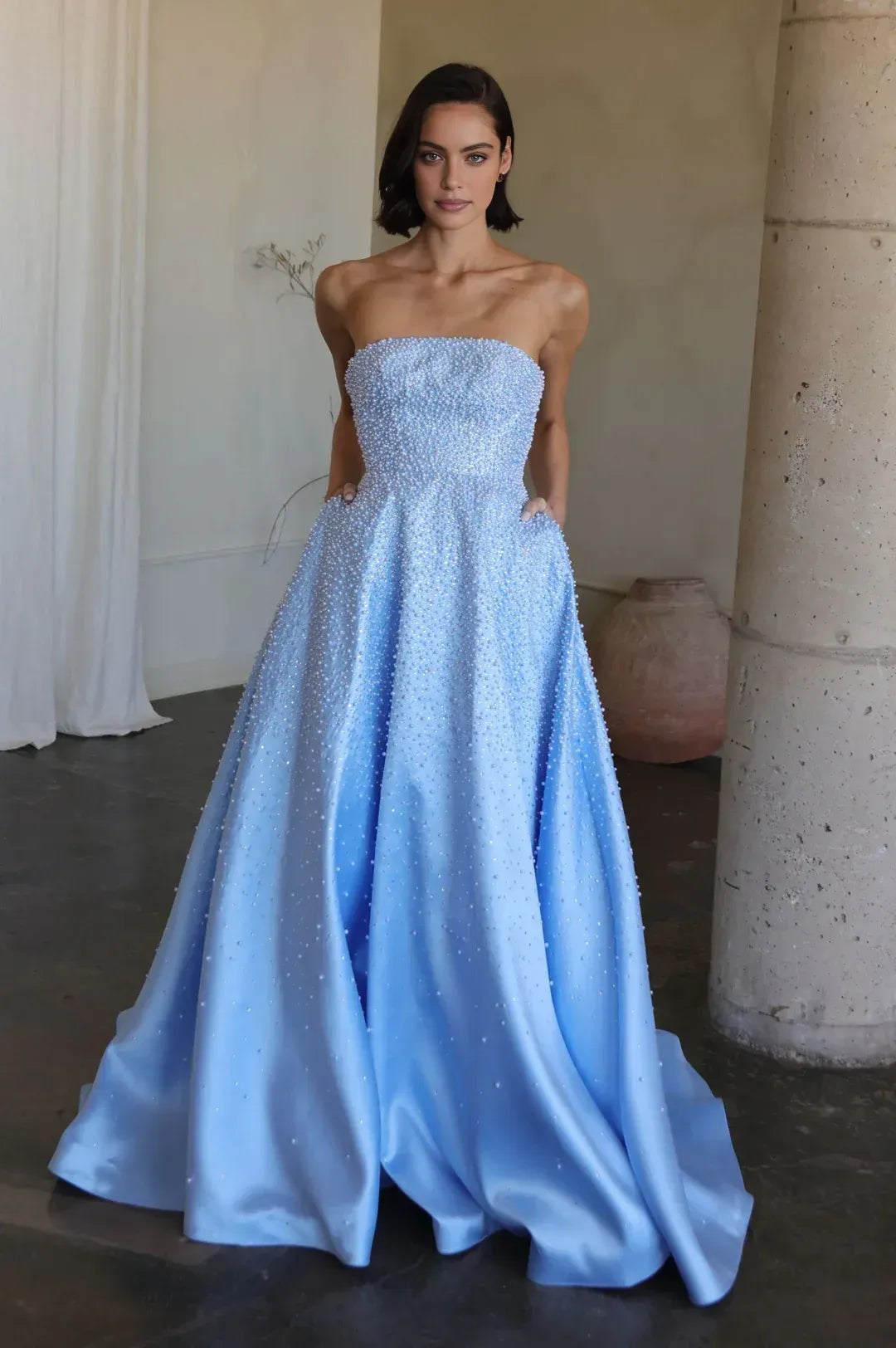 Luxury Ball-Gown Strapless Sleeveless Satin Long-Train Beaded Evening Dress