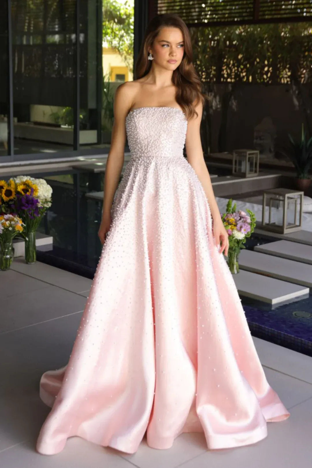 Luxury Ball-Gown Strapless Sleeveless Satin Long-Train Beaded Evening Dress