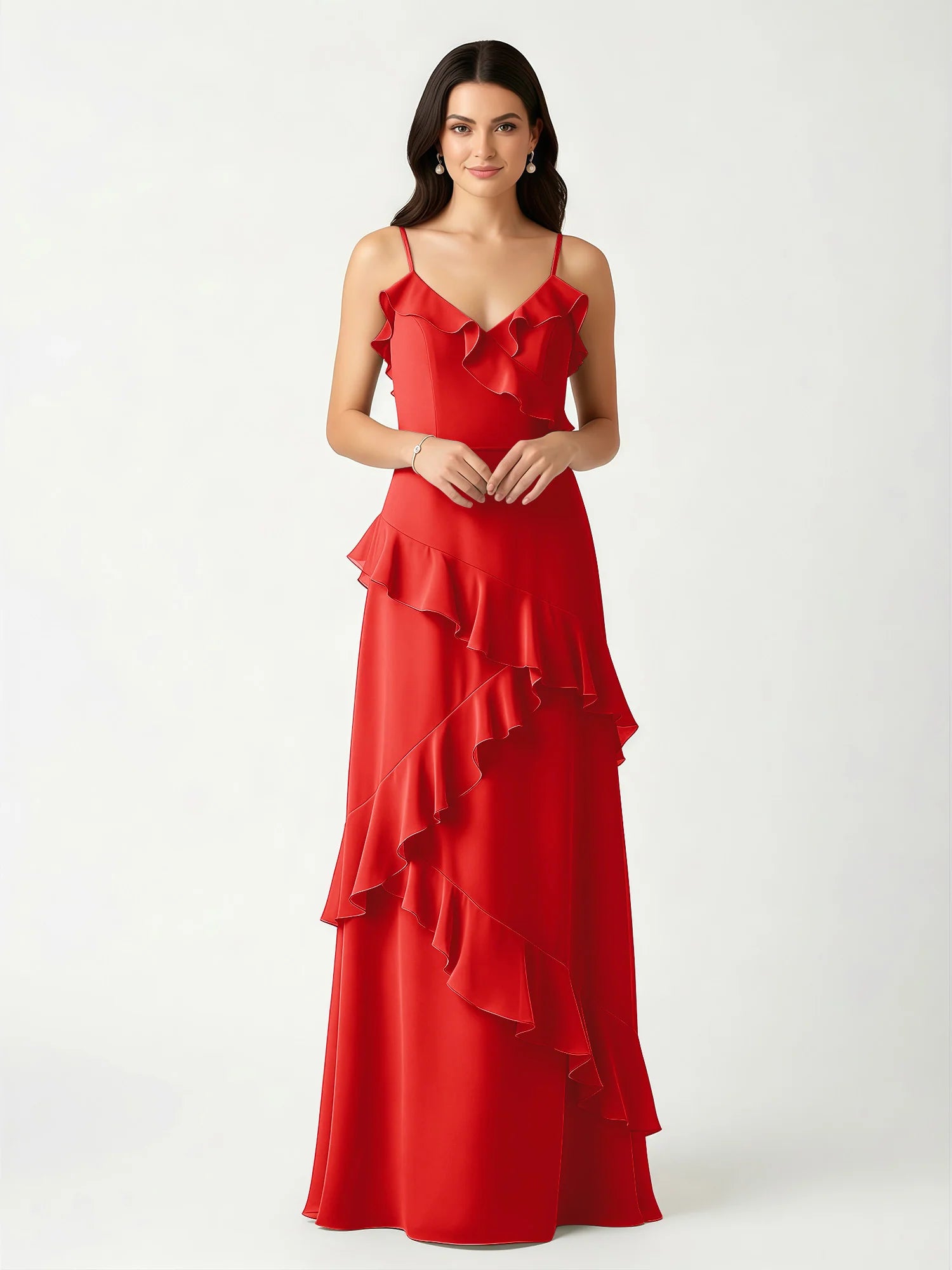 Vestido largo de dama de honor de chifón con cuello de pico, tirantes finos y volantes asimétricos
