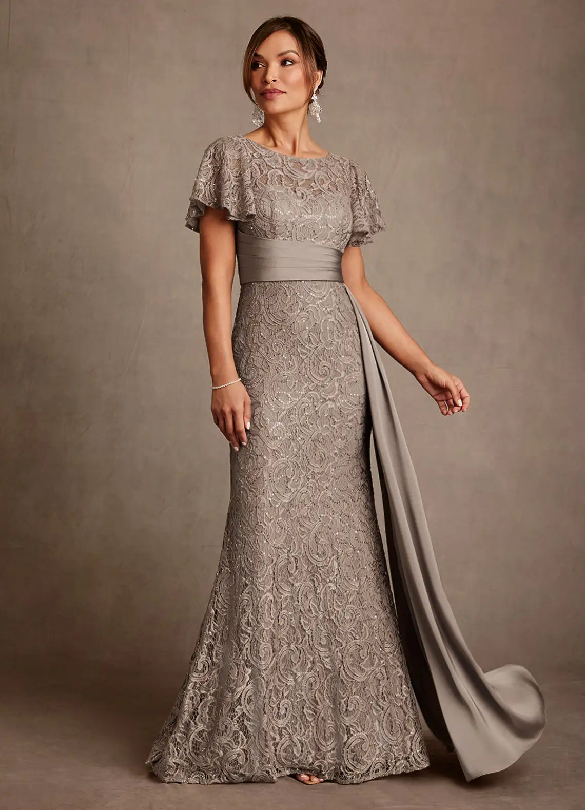 Gorgeous Mermaid Jewel Neck Lace Maxi Formal Mother of the Bride Dress With Sash