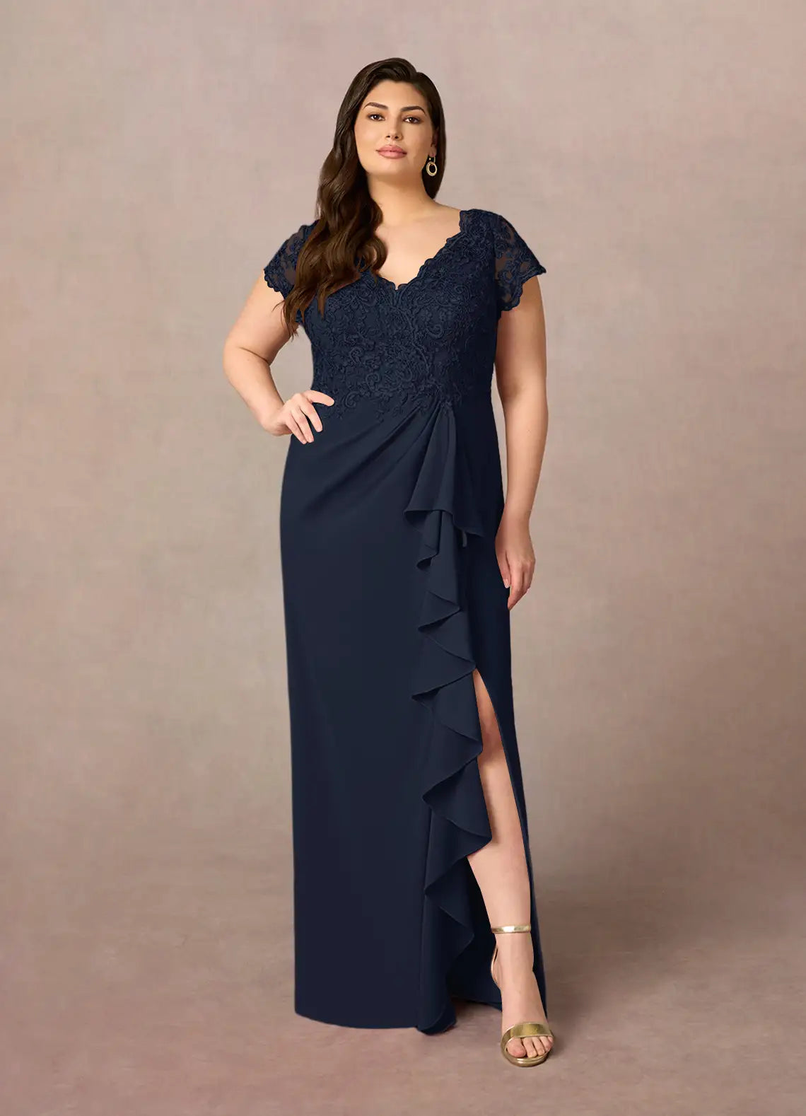 Elegant Mermaid V-Neck Lace Maxi Mother of the Bride Dress with Ruffle Slit