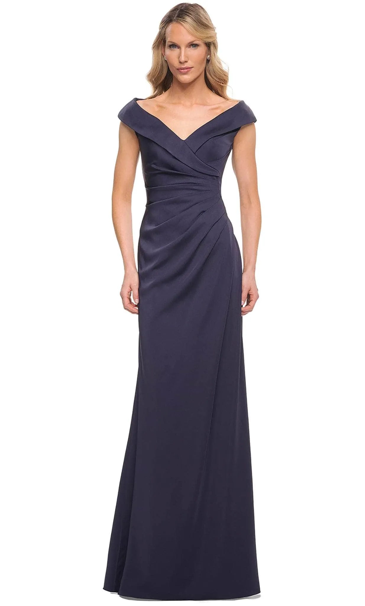 Elegant Sheath Off-the-Shoulder Satin Maxi Dress with Ruched Detail Evening Dress