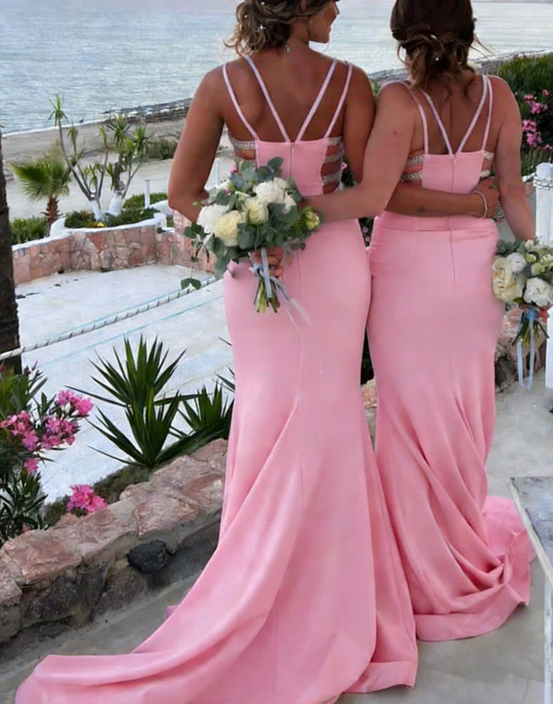 Sheath/Column Spaghetti Straps Floor-length Long Bridesmaid Dresses Sweetheart Neckline Gown