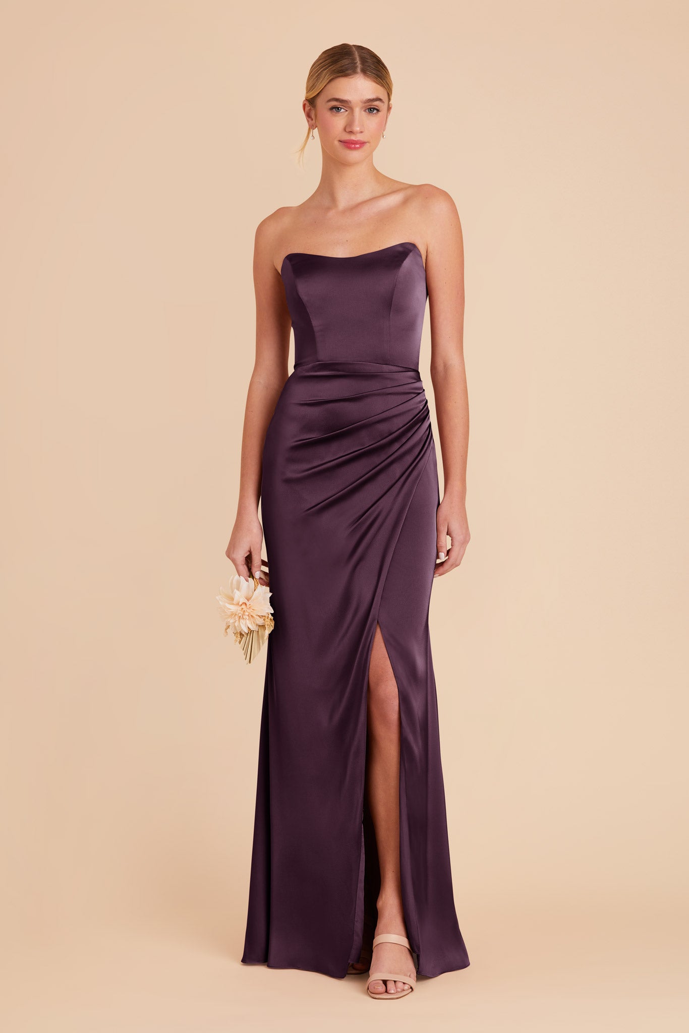 Vestido maxi de satén glamuroso con abertura lateral y opciones de escote ajustable/sin tirantes Vestidos de dama de honor