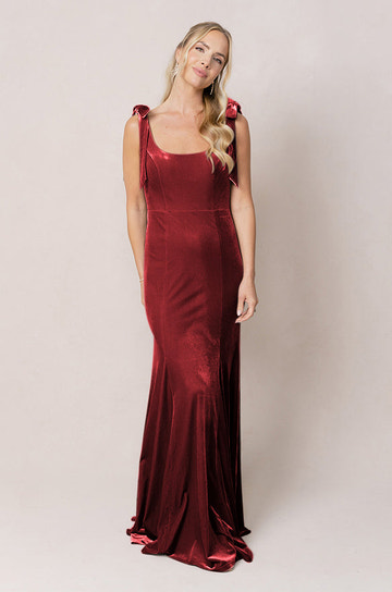 Women's Sleeveless Velvet Mermaid Gown Square Neckline Bow Strap Detail Party Wedding Guest Bridesmaid Dresses