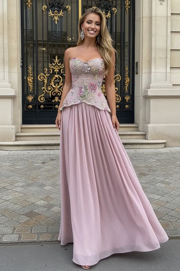 Romantic A Line Strapless Chiffon Maxi Applique Evening Dress
