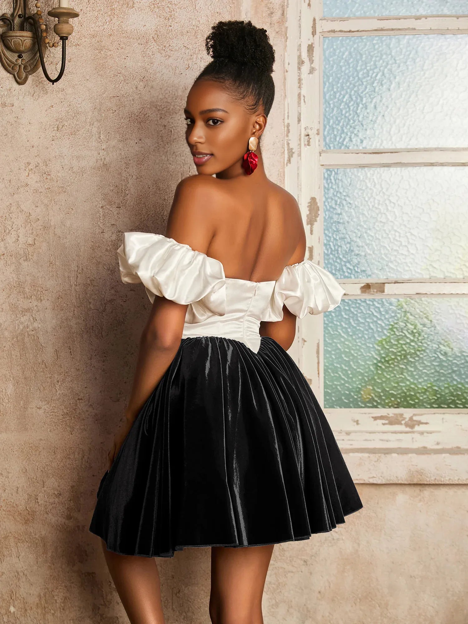 Romantic A-Line Satin-Velvet Short Detachable-Sleeves Homecoming Dress