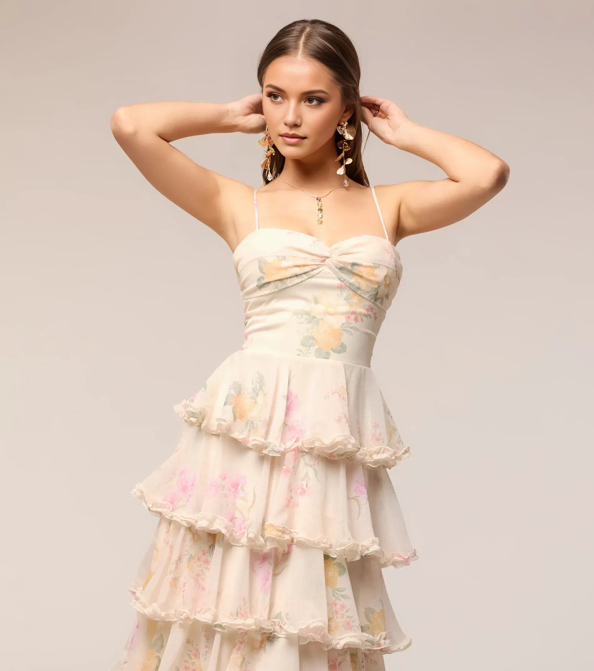 Romantic A-Line Sweetheart Sleeveless Chiffon Maxi Tiered Ruffled Prom Dress Lace-Up Garden Party Dress