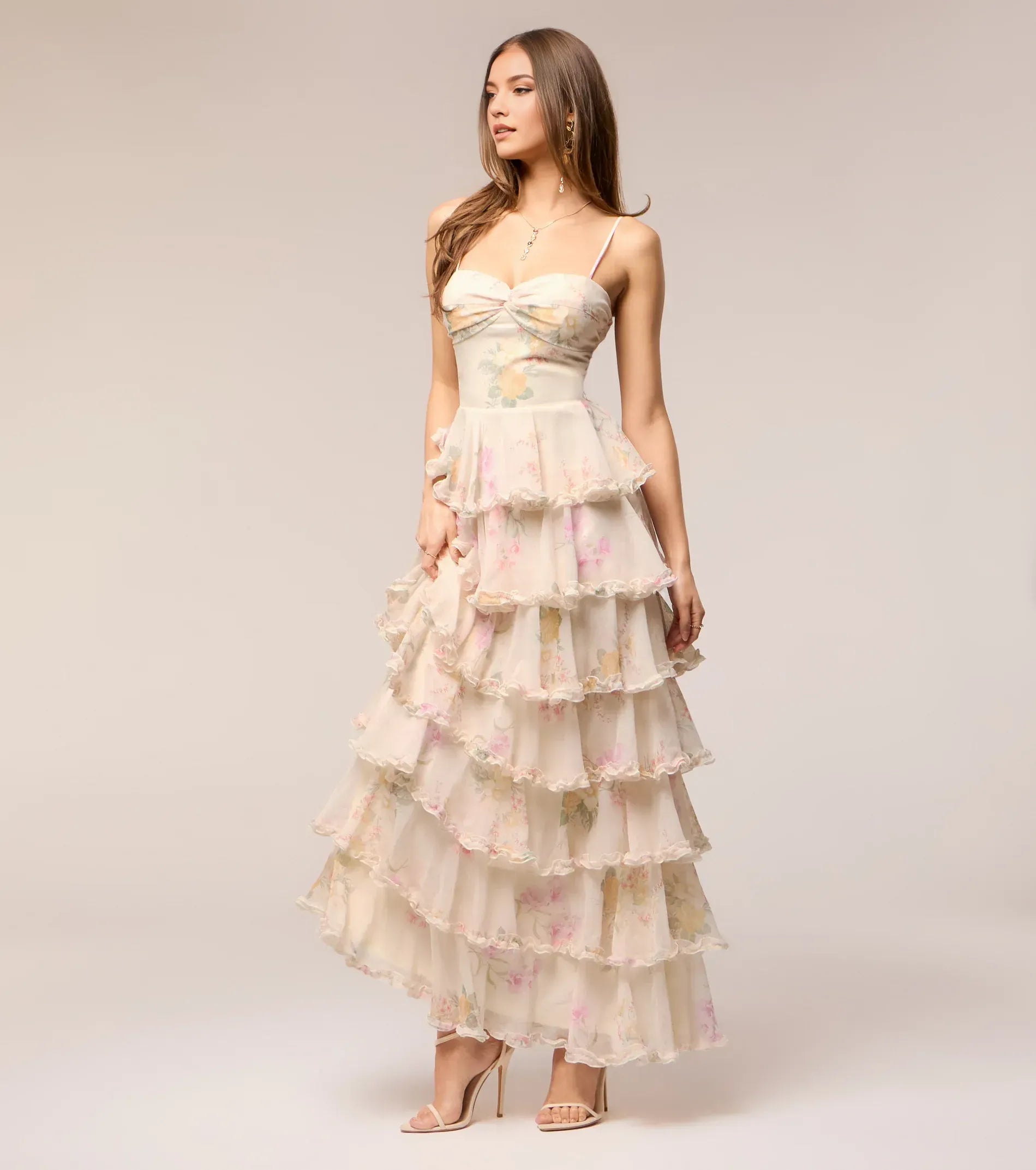 Romantic A-Line Sweetheart Sleeveless Chiffon Maxi Tiered Ruffled Prom Dress Lace-Up Garden Party Dress