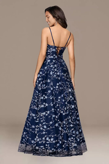 Romantic A-Line Sweetheart Sleeveless Long Lace-Up Evening Dress