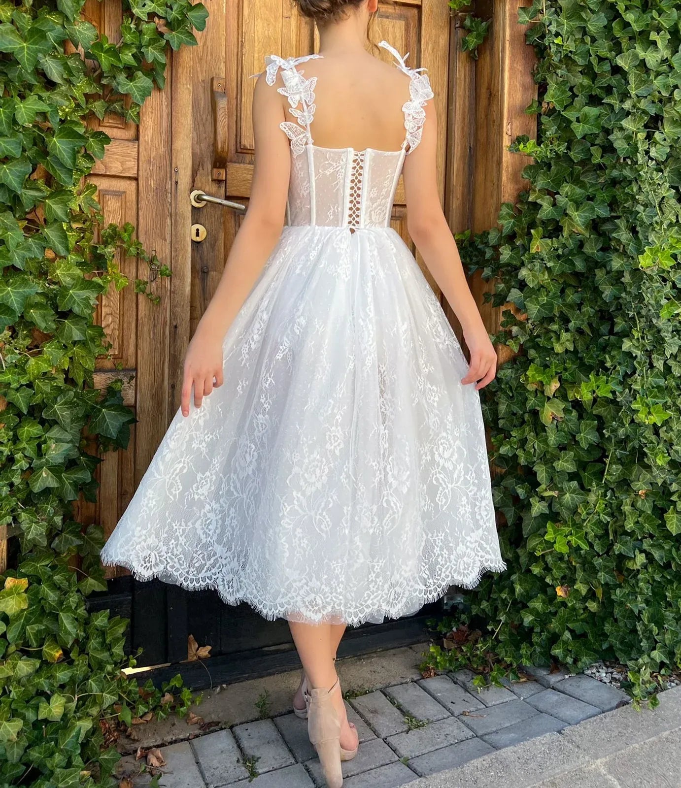Romantic A-Line Sweetheart SpaghettiStrap Lace Cocktail Dress TeaLength Butterfly Evening Dress