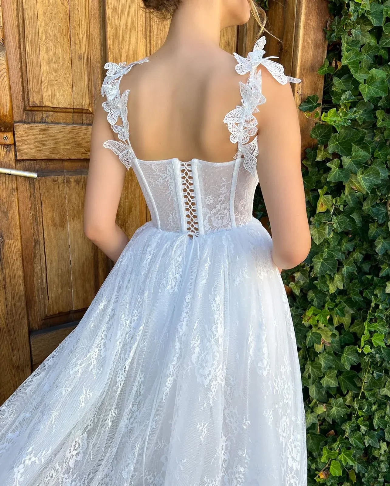 Romantic A-Line Sweetheart SpaghettiStrap Lace Cocktail Dress TeaLength Butterfly Evening Dress