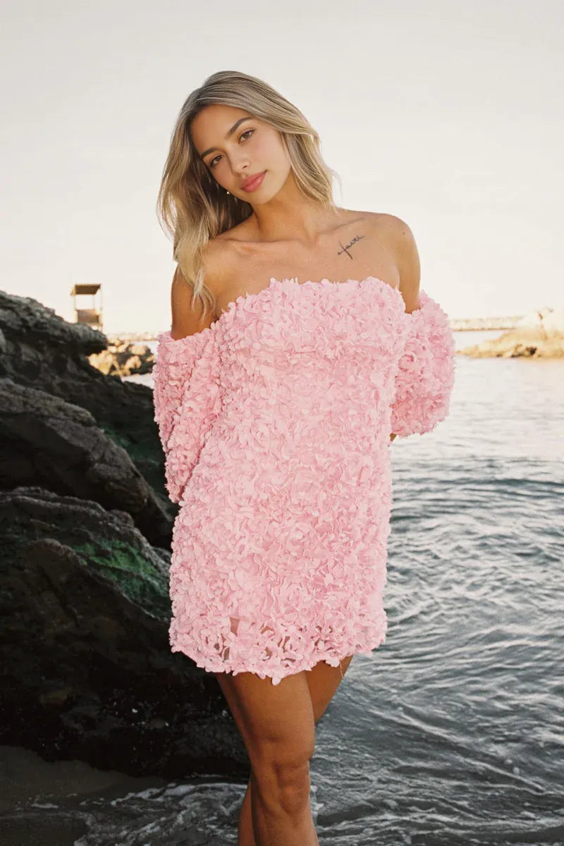 Romantic Bodycon Off-the-Shoulder Puff Sleeve Floral Appliqué Party Dress Mini Homecoming Dress