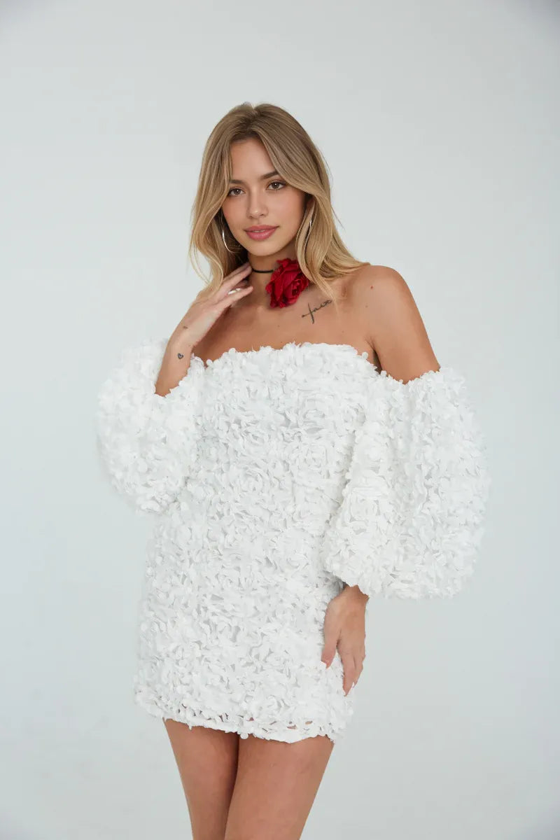 Romantic Bodycon Off-the-Shoulder Puff Sleeve Floral Appliqué Party Dress Mini Homecoming Dress