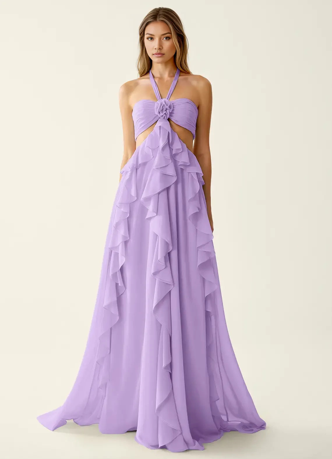 Vestido largo de fiesta romántico con cuello halter, chifón, línea A y detalle de volantes calados