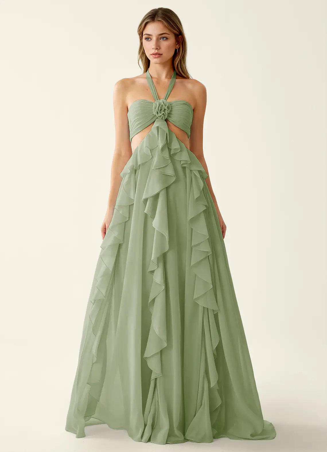 Vestido largo de fiesta romántico con cuello halter, chifón, línea A y detalle de volantes calados