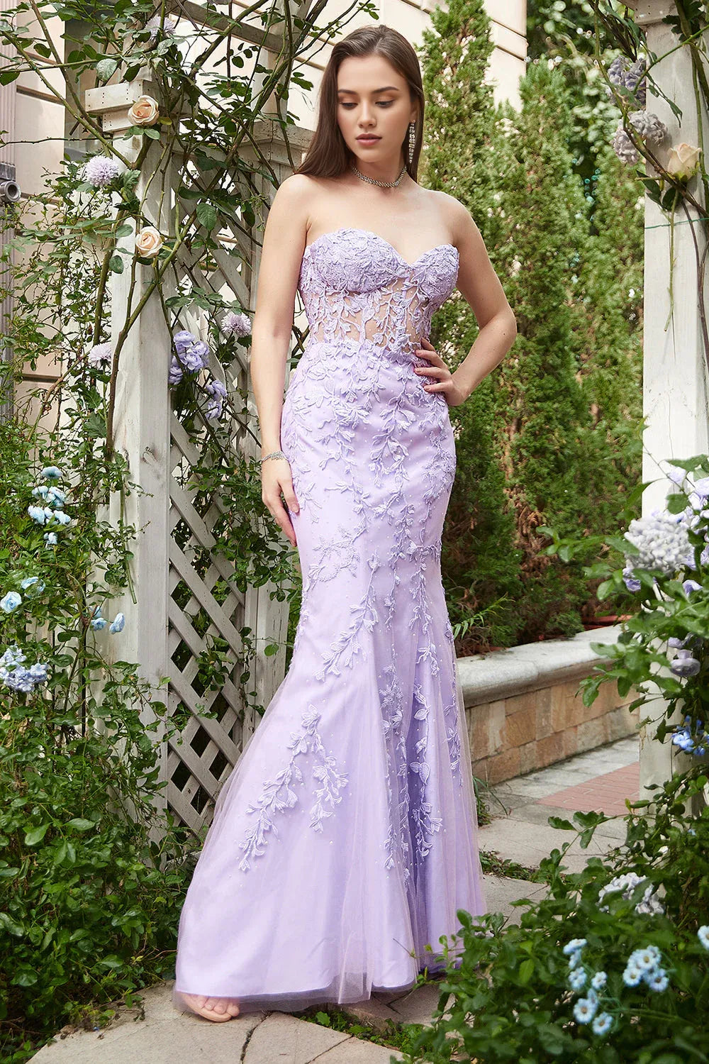 Romantic Mermaid Sweetheart Strapless LaceTulle Floor LaceUp Back Prom Dress With Applique