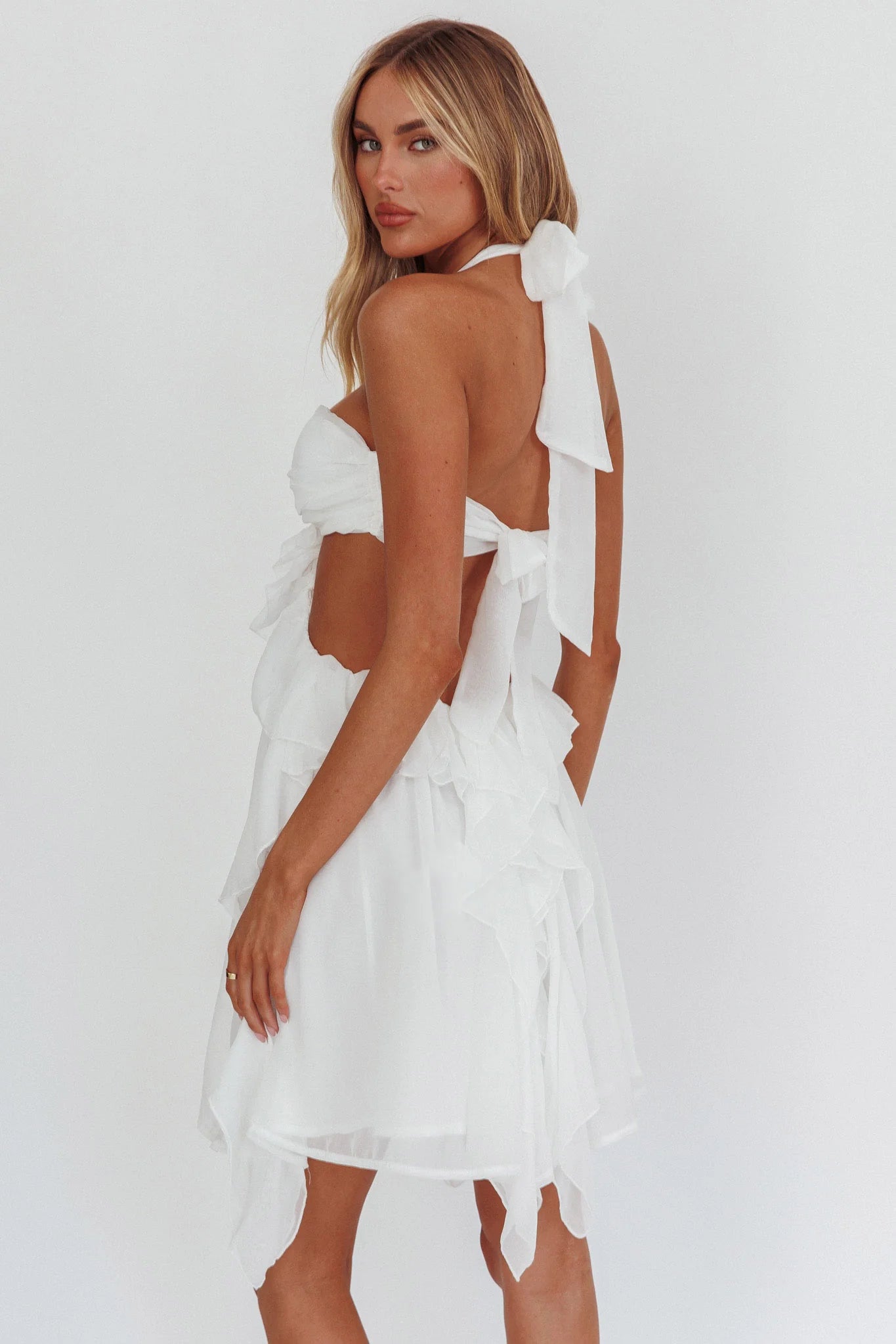 Vestido de cóctel de chifón romántico con volantes, estilo halter, sin mangas, mini vestido de regreso a casa con aberturas
