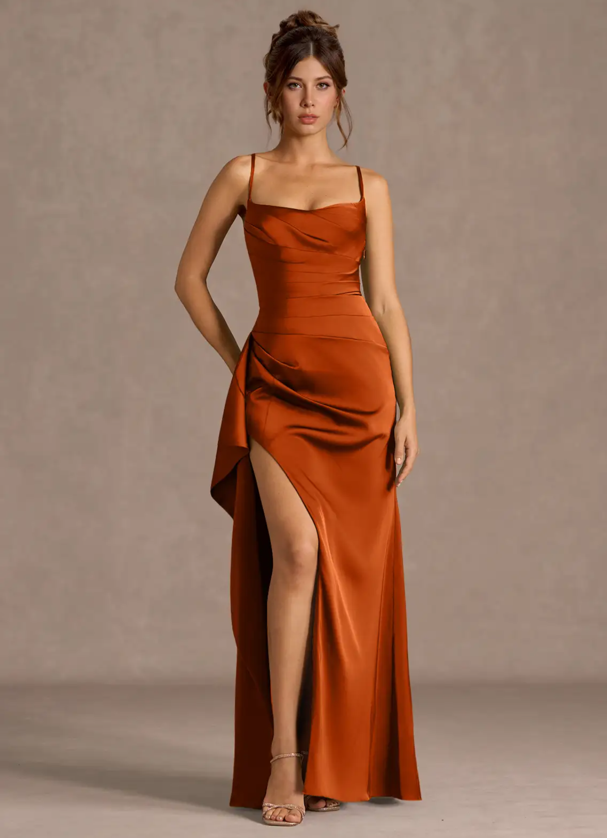 Women's Sleeveless Sweetheart Neck Evening Gown Maxi Dress Satin Solid Backless with Side Draped High Slit