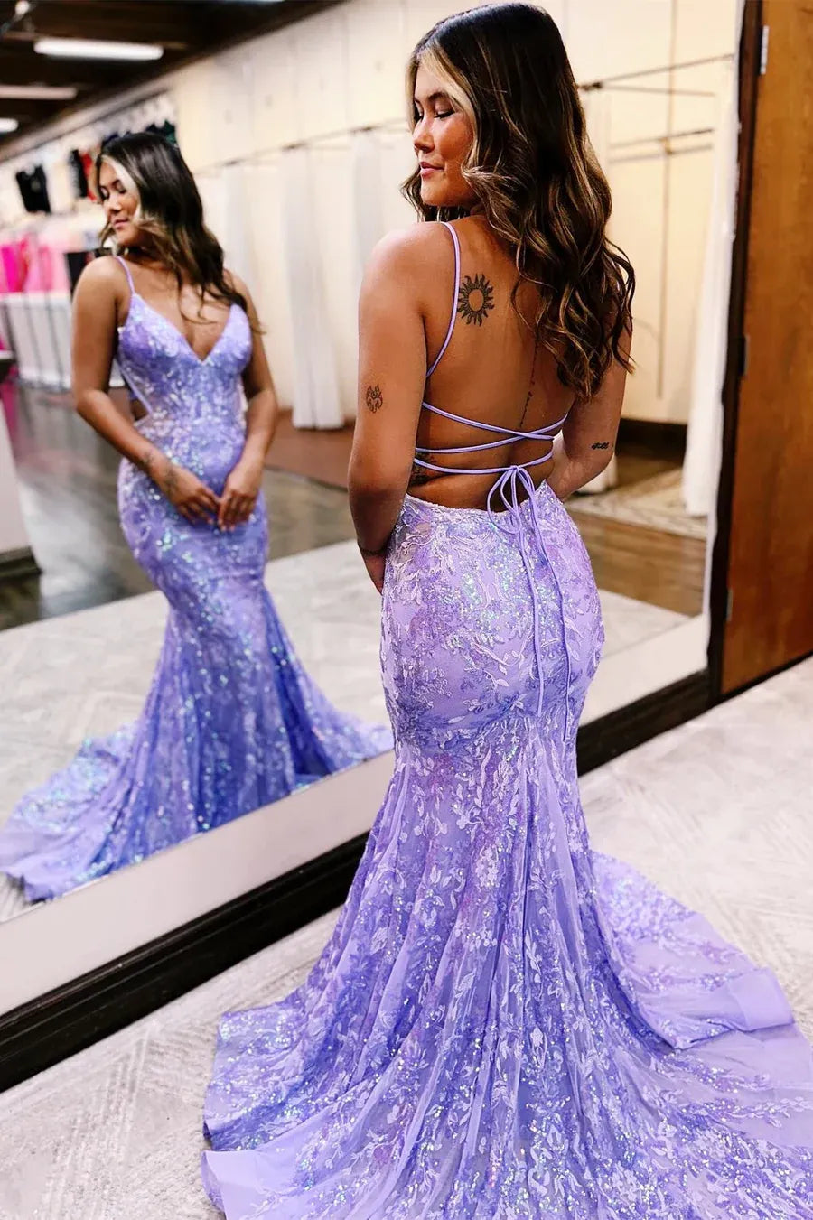 Sequin Lace Mermaid V-Neck Sleeveless Lace-Up Floor-Length Prom Gown