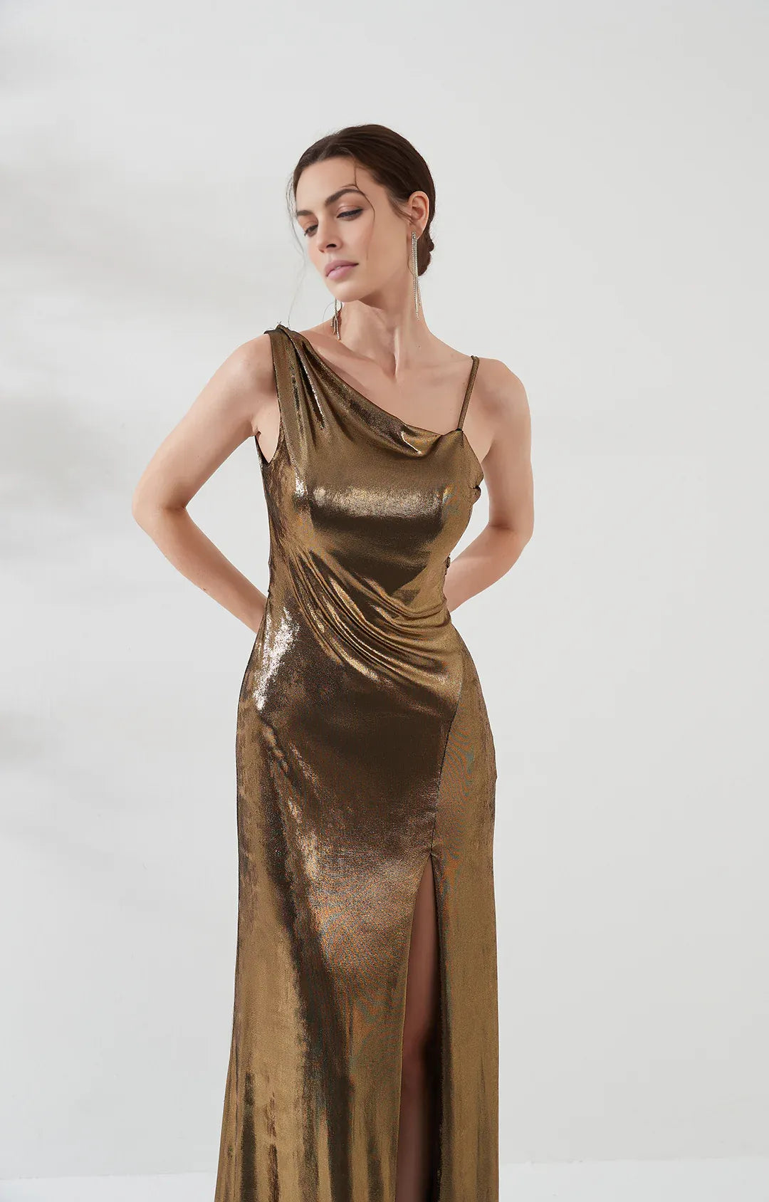 Sleek Mermaid Asymmetrical Sleeveless Metallic Floor-Length HighSlit Evening Dress