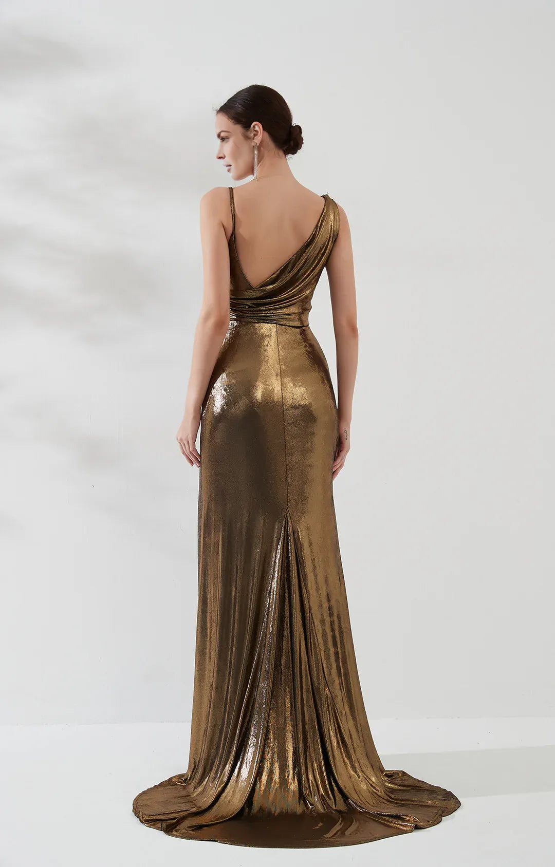 Sleek Mermaid Asymmetrical Sleeveless Metallic Floor-Length HighSlit Evening Dress