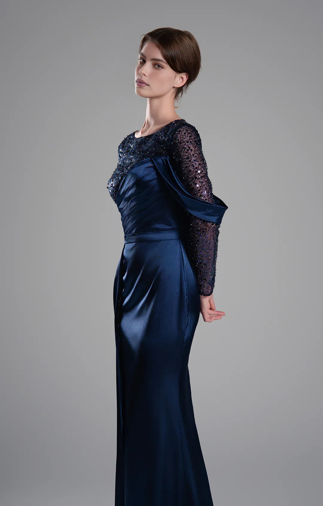 Sophisticated Mermaid Round Neck Long Sleeve Satin Floor Length Beaded Evening Dress