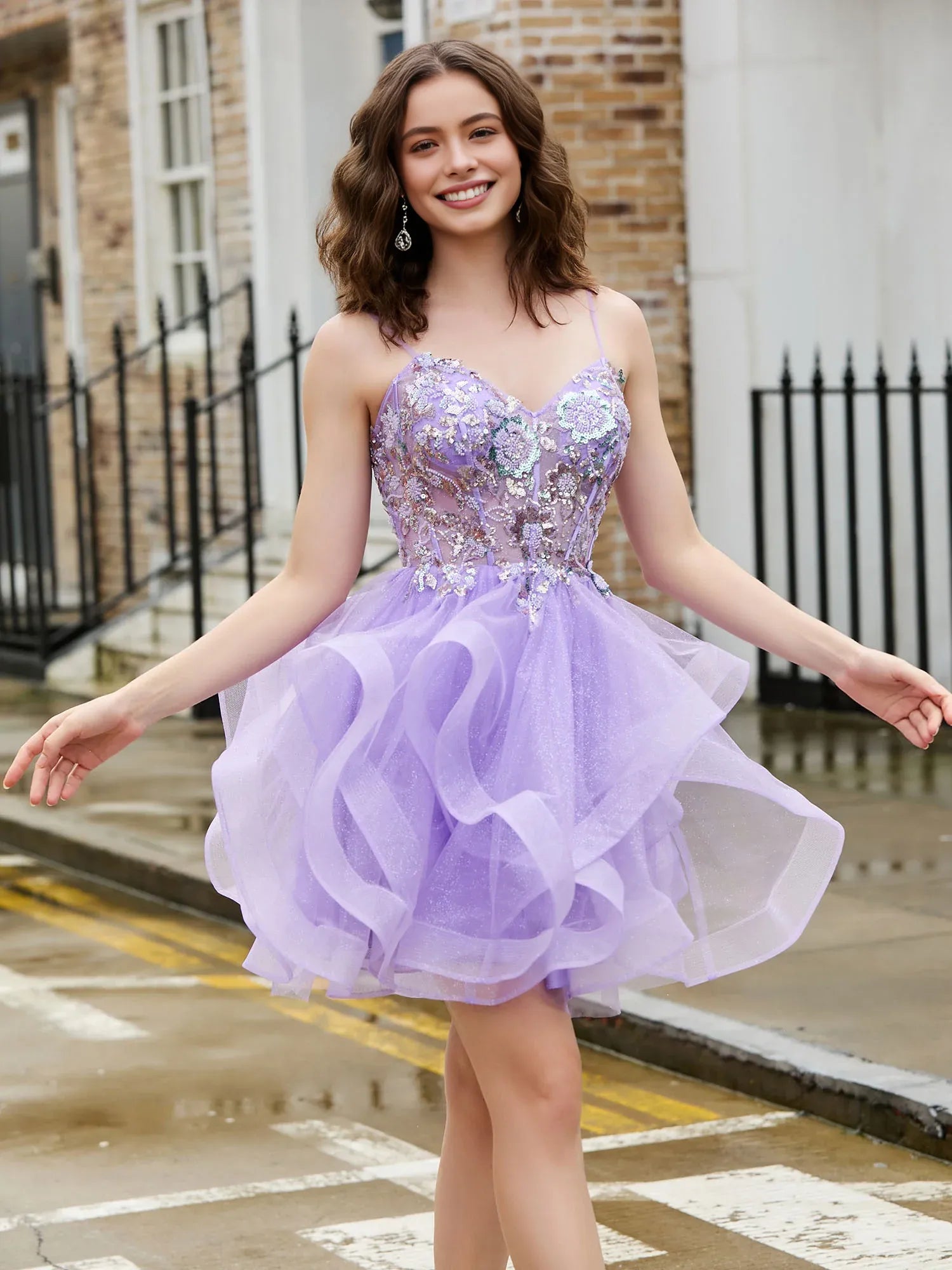 Cute A-line Spaghetti-Strap Beaded Corset Ruffled Tulle Short Homecoming Dress