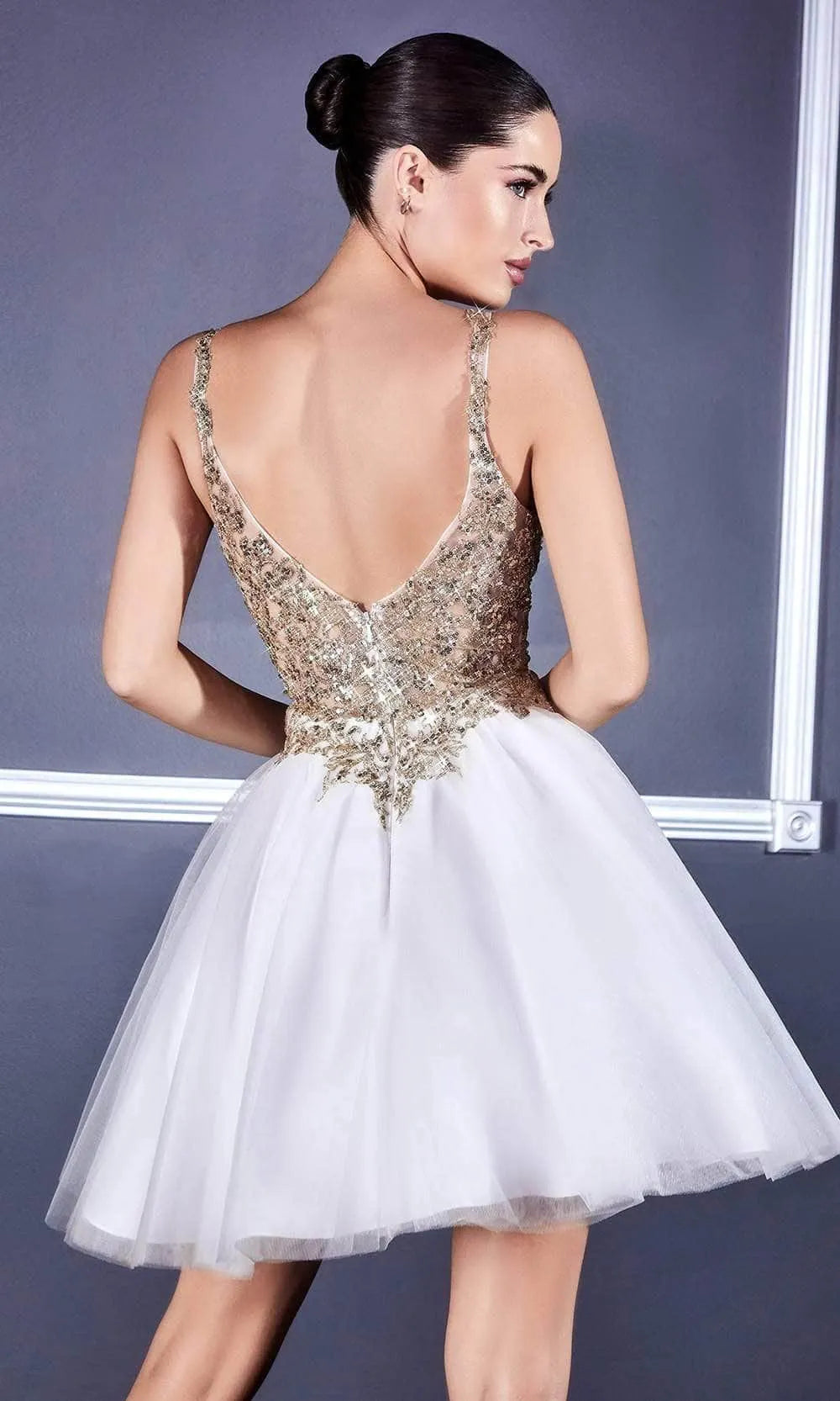 Sparkling A Line Sweetheart Tulle Short Beaded Homecoming Dress