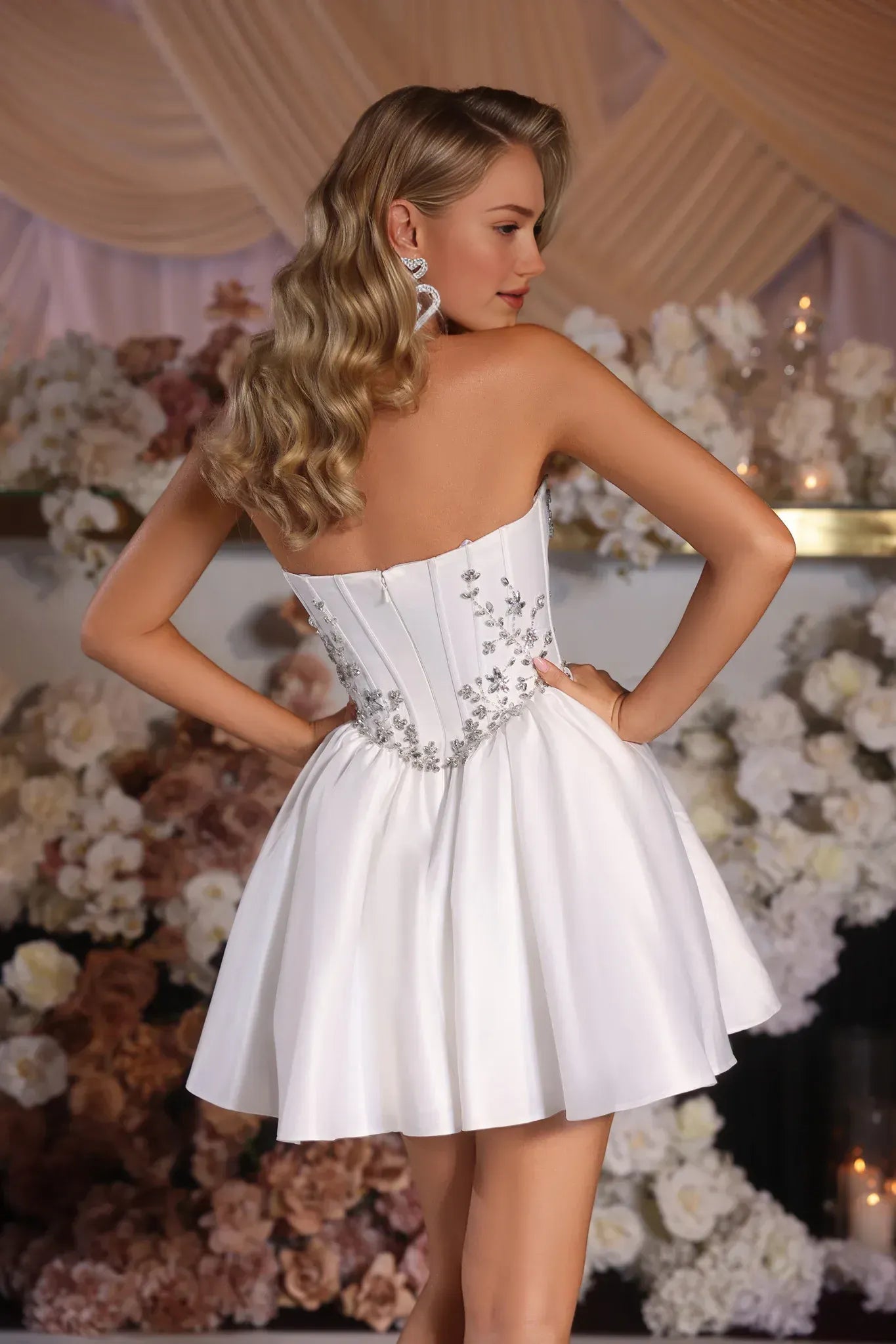 Sparkling Corset Strapless Satin Short Beaded Homecoming Dress