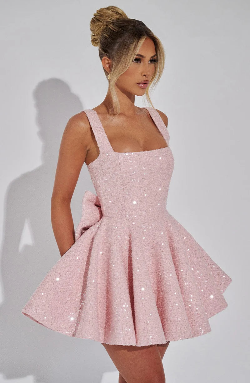 Elegante vestido de cóctel/fiesta de regreso a casa con lentejuelas, corte A, escote cuadrado y minilazo