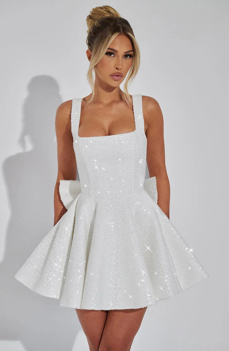 Elegante vestido de cóctel/fiesta de regreso a casa con lentejuelas, corte A, escote cuadrado y minilazo
