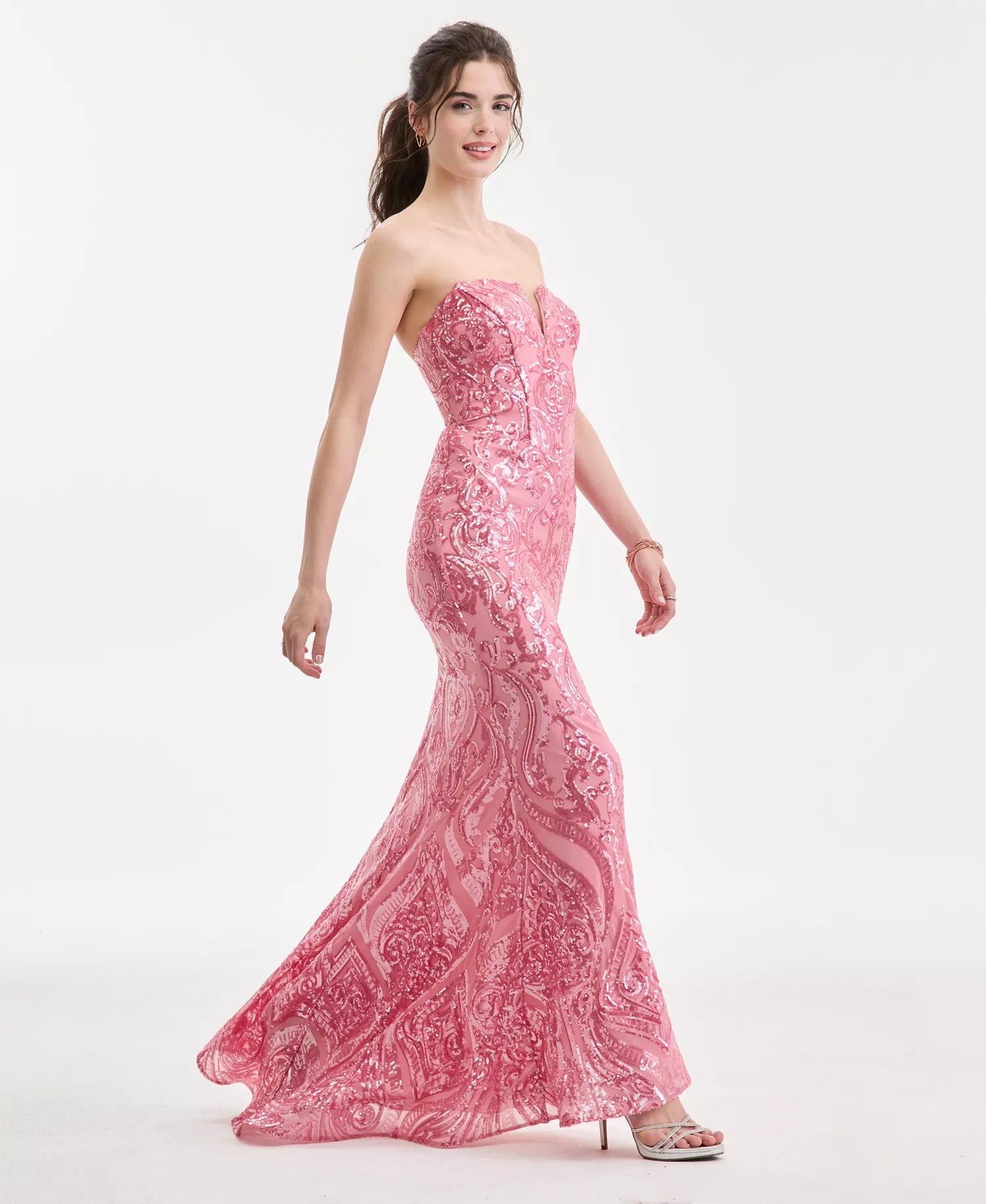 Gorgeous Strapless Sequin Evening Dress Mermaid Gown With Notched Neck