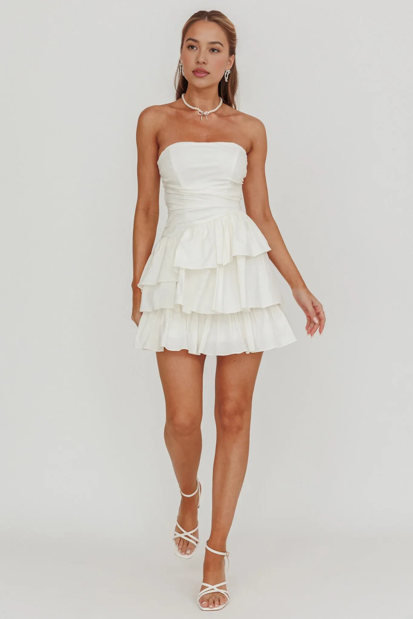 Cute A-line Tiered Strapless Sleeveless Party Dress Mini Homecoming Dress With Ruched Back