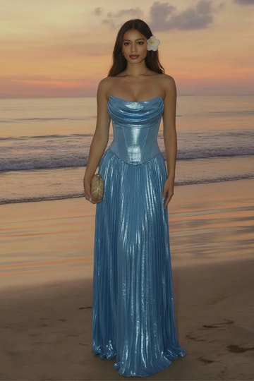 Impresionante vestido de noche largo metalizado con corsé, cuello vuelto y pliegues, corte en A