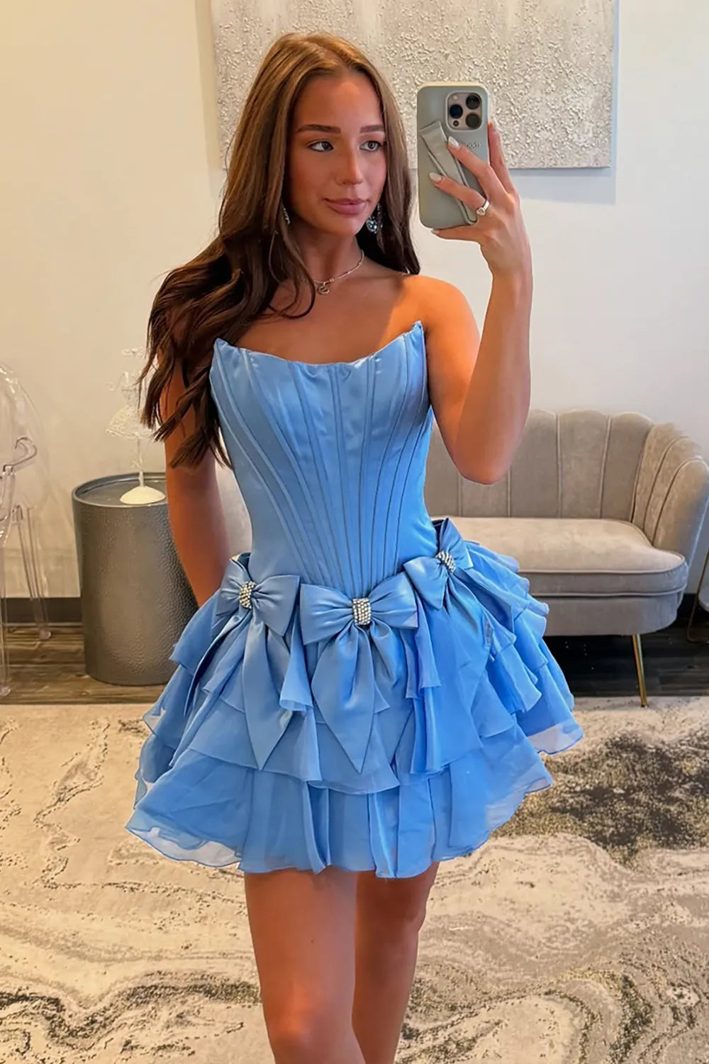 Stunning Cute A-line Sweetheart Sleeveless Satin Homecoming Dress Mini Rhinestone Bow Cocktail Dress