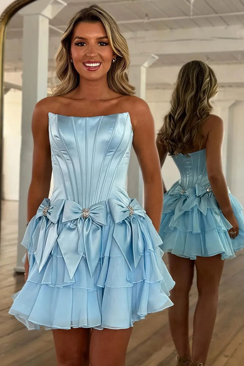 Stunning Cute A-line Sweetheart Sleeveless Satin Homecoming Dress Mini Rhinestone Bow Cocktail Dress