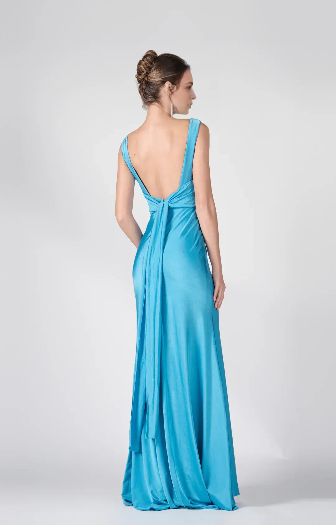 Stunning Mermaid Cowl Neck Sleeveless Satin Floor Length Deep V Back Evening Dress