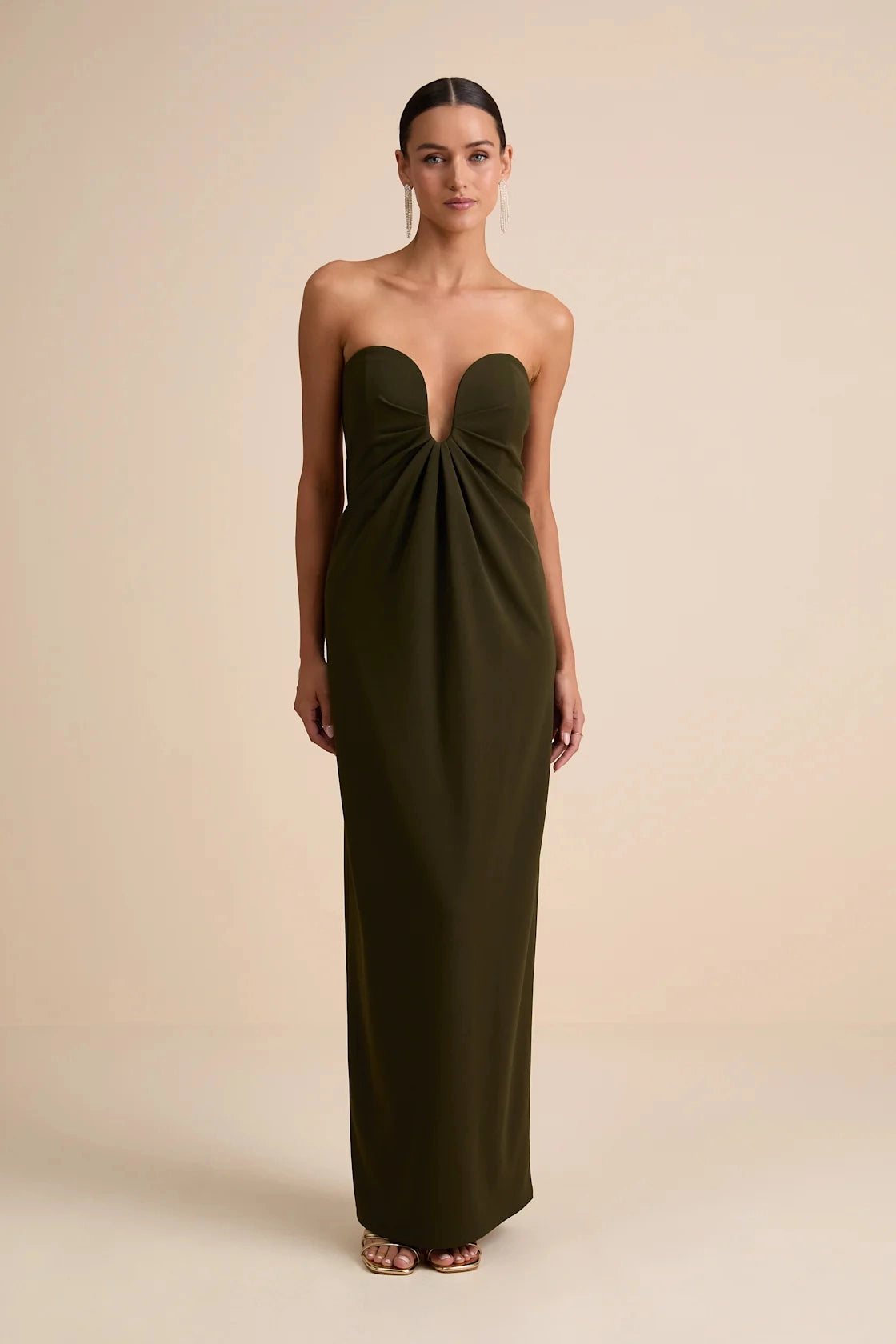 Solid Black Column Strapless Deep V Open Back Maxi Homecoming Gown Vedress