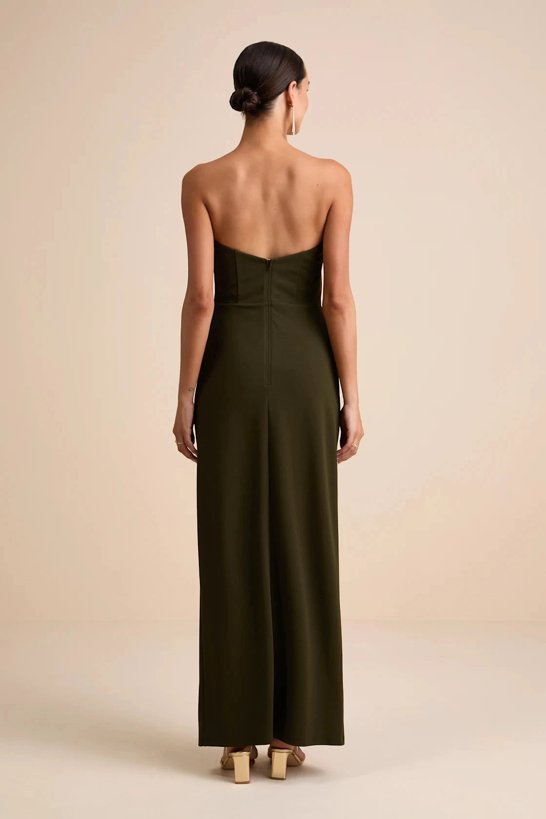 Solid Black Column Strapless Deep V Open Back Maxi Homecoming Gown Vedress