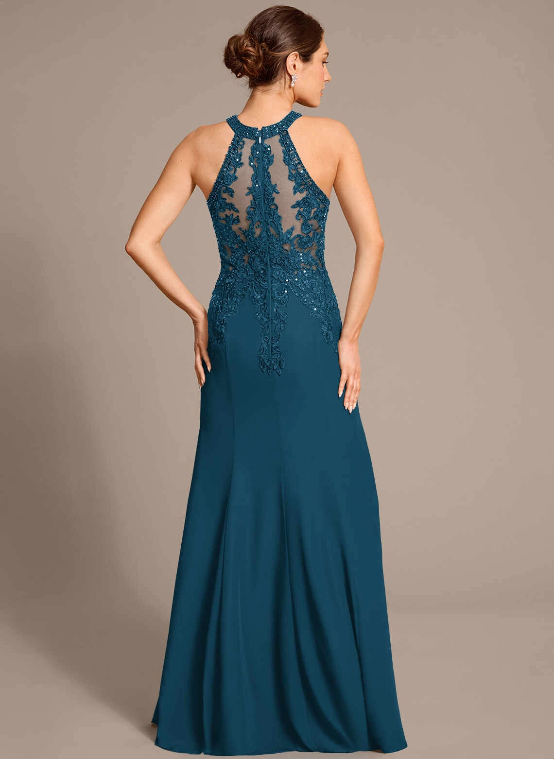 Chic Mermaid Halter Sleeveless Illusion Back Floor‑Length Mother Of The Bride Dress