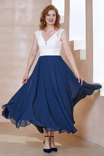 Two-Tone A-Line V-Neck Chiffon Mother of the Bride Dress with Lace Bodice