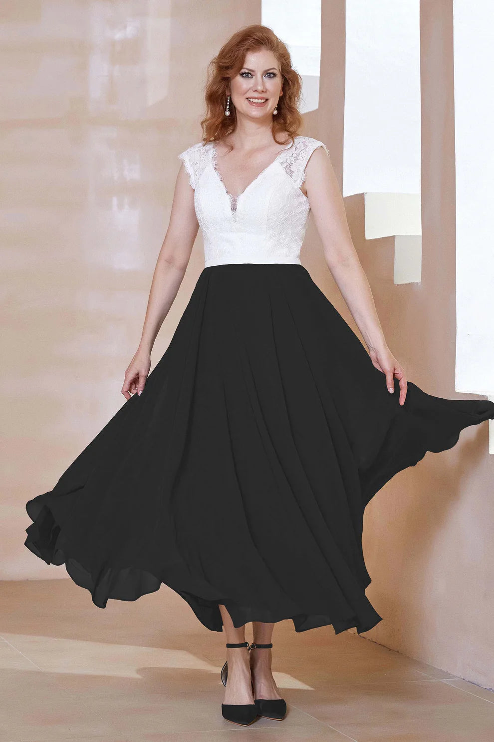 Two-Tone A-Line V-Neck Chiffon Mother of the Bride Dress with Lace Bodice