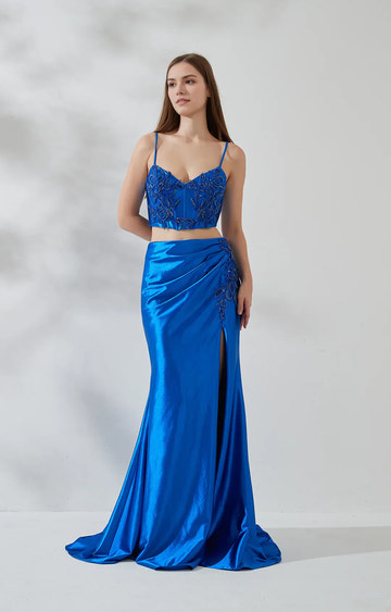 TwoPiece Sweetheart Sleeveless Satin Floor-Length HighSlit Prom Dress