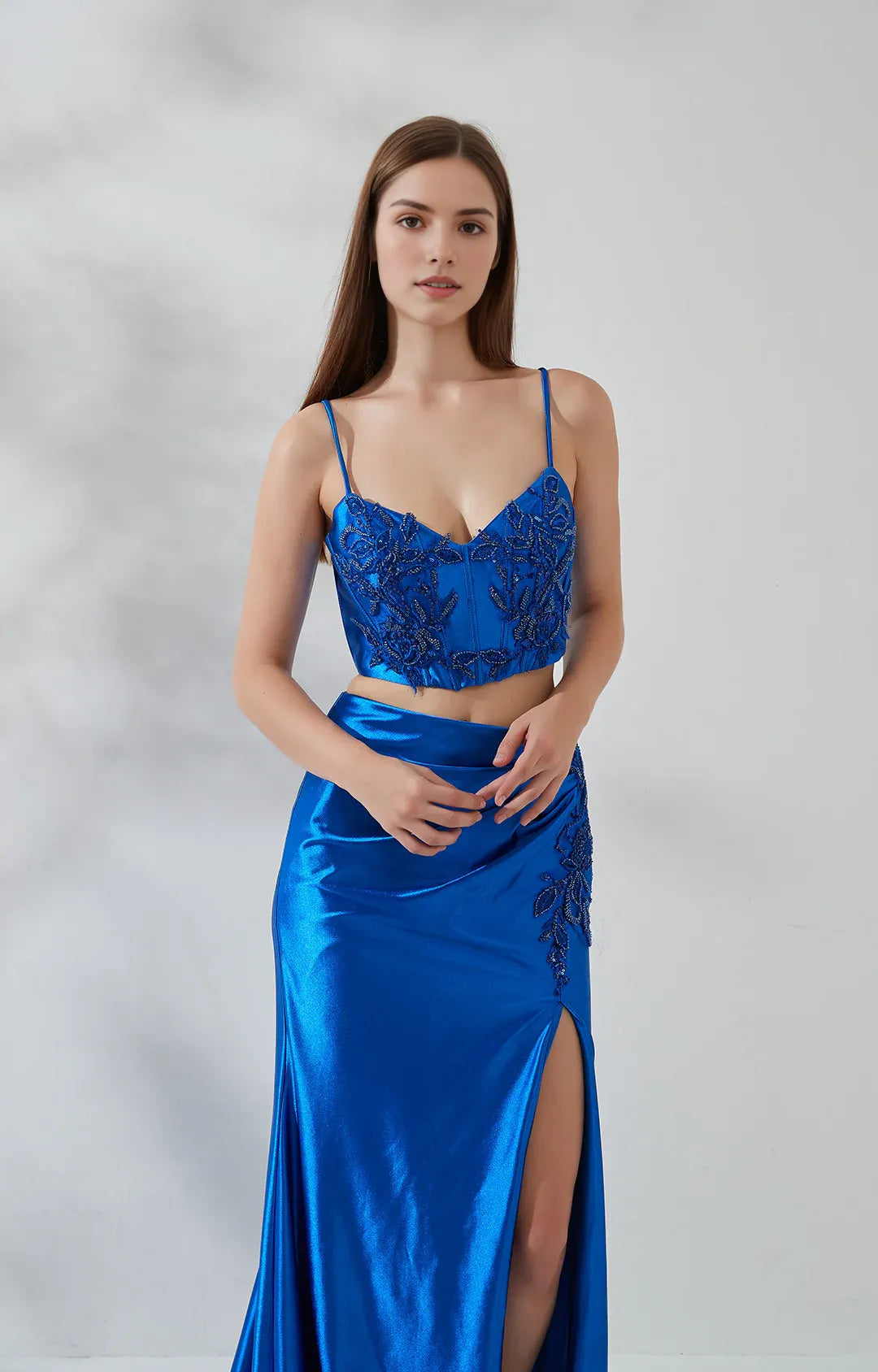 TwoPiece Sweetheart Sleeveless Satin Floor-Length HighSlit Prom Dress