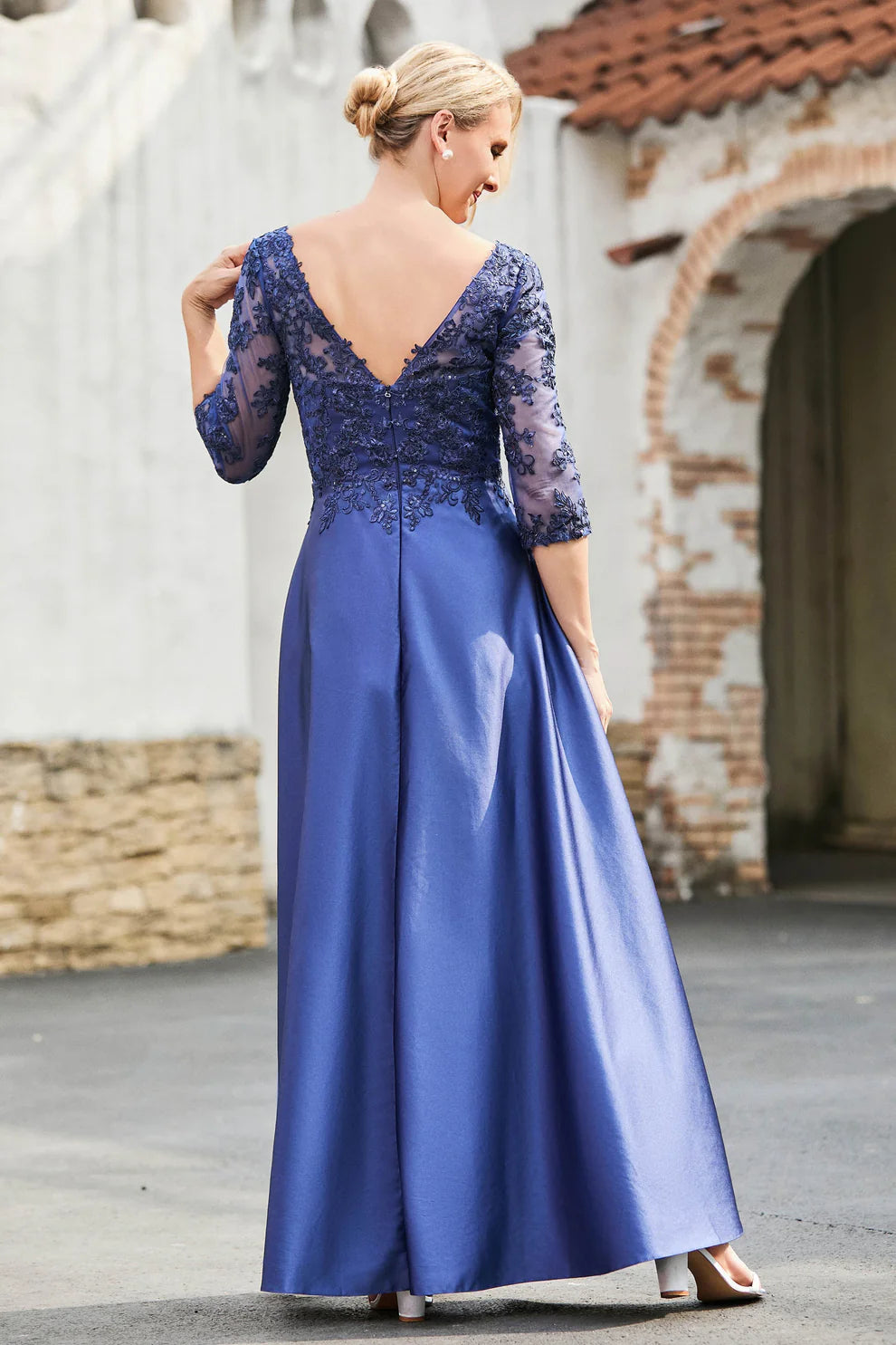 V-Neck Three-Quarter Sleeve Lace Mother of the Bride Dress Satin A-Line Formal Gown