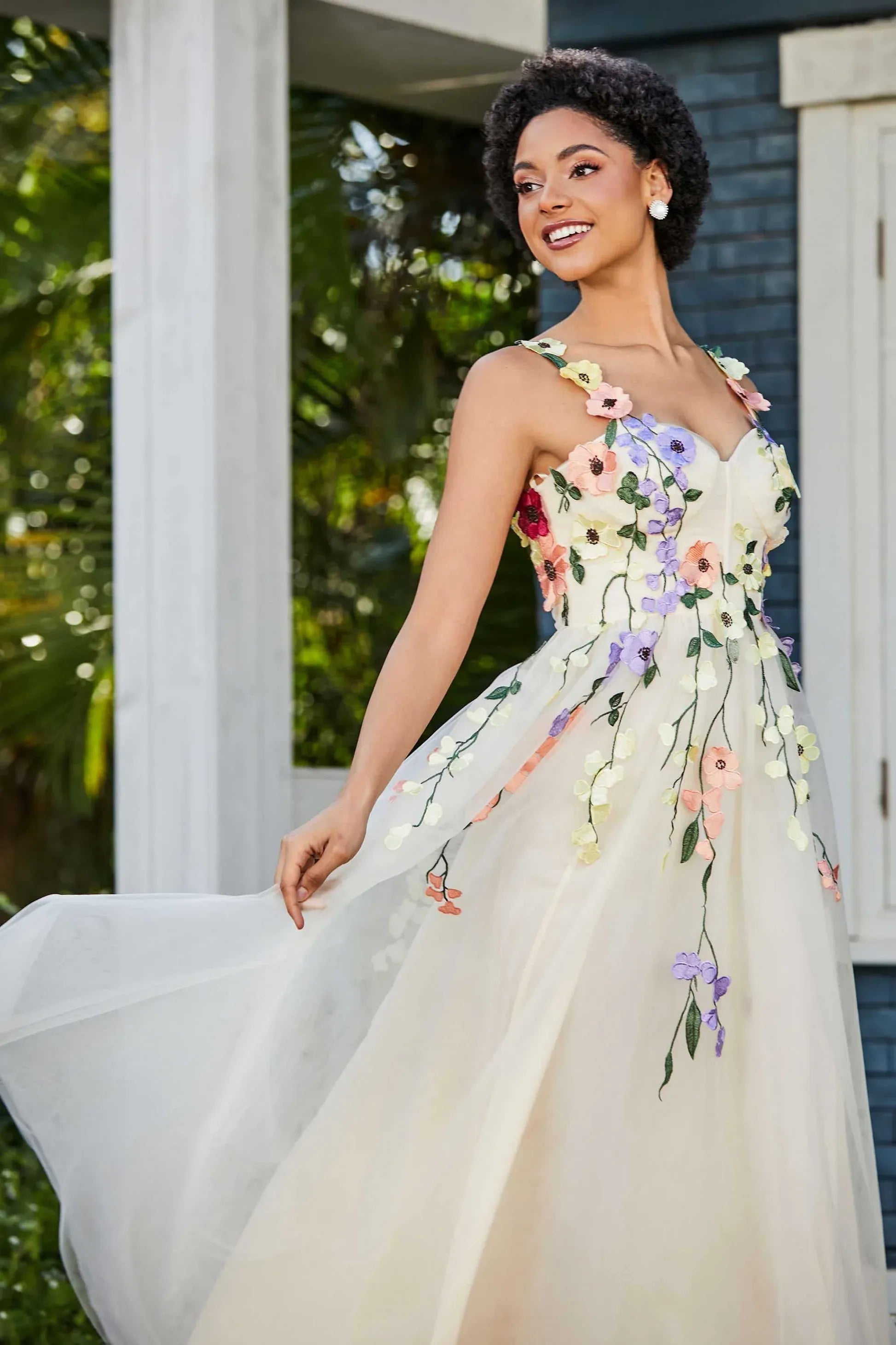 Whimsical A-Line Sweetheart Spaghetti Tulle Long Floral Prom Dress