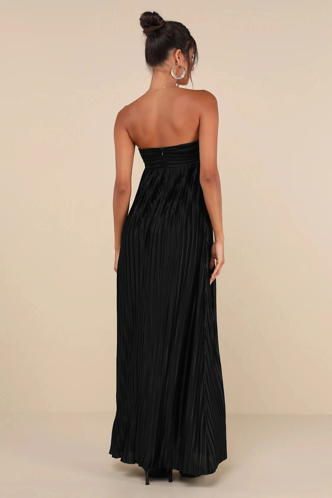 Emerald Green Column Strapless Sweetheart Open Back Maxi Bridesmaid Gown Vedress