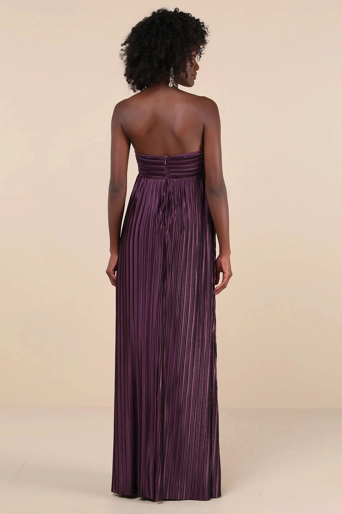 Emerald Green Column Strapless Sweetheart Open Back Maxi Bridesmaid Gown Vedress